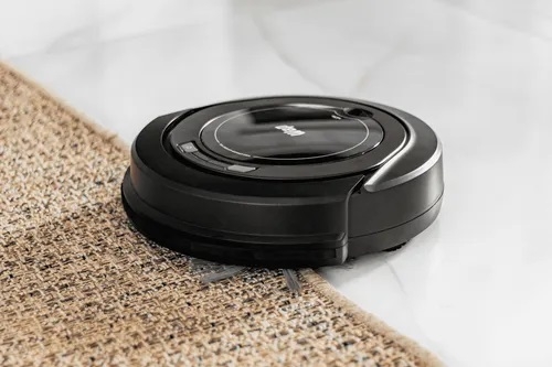 Robô aspirador Robot W90 varre aspira e passa pano 30w Wap cor preto